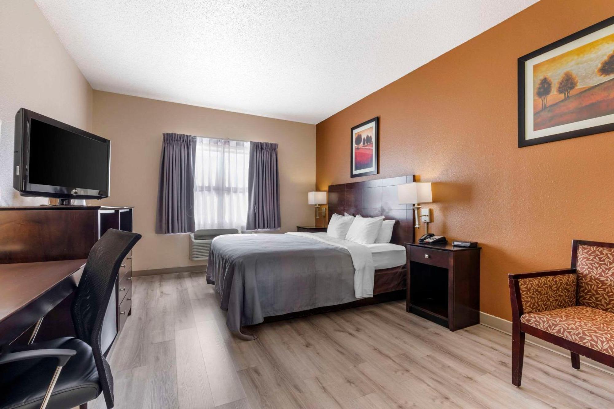 Quality Inn & Suites Wichita Falls I-44 Buitenkant foto
