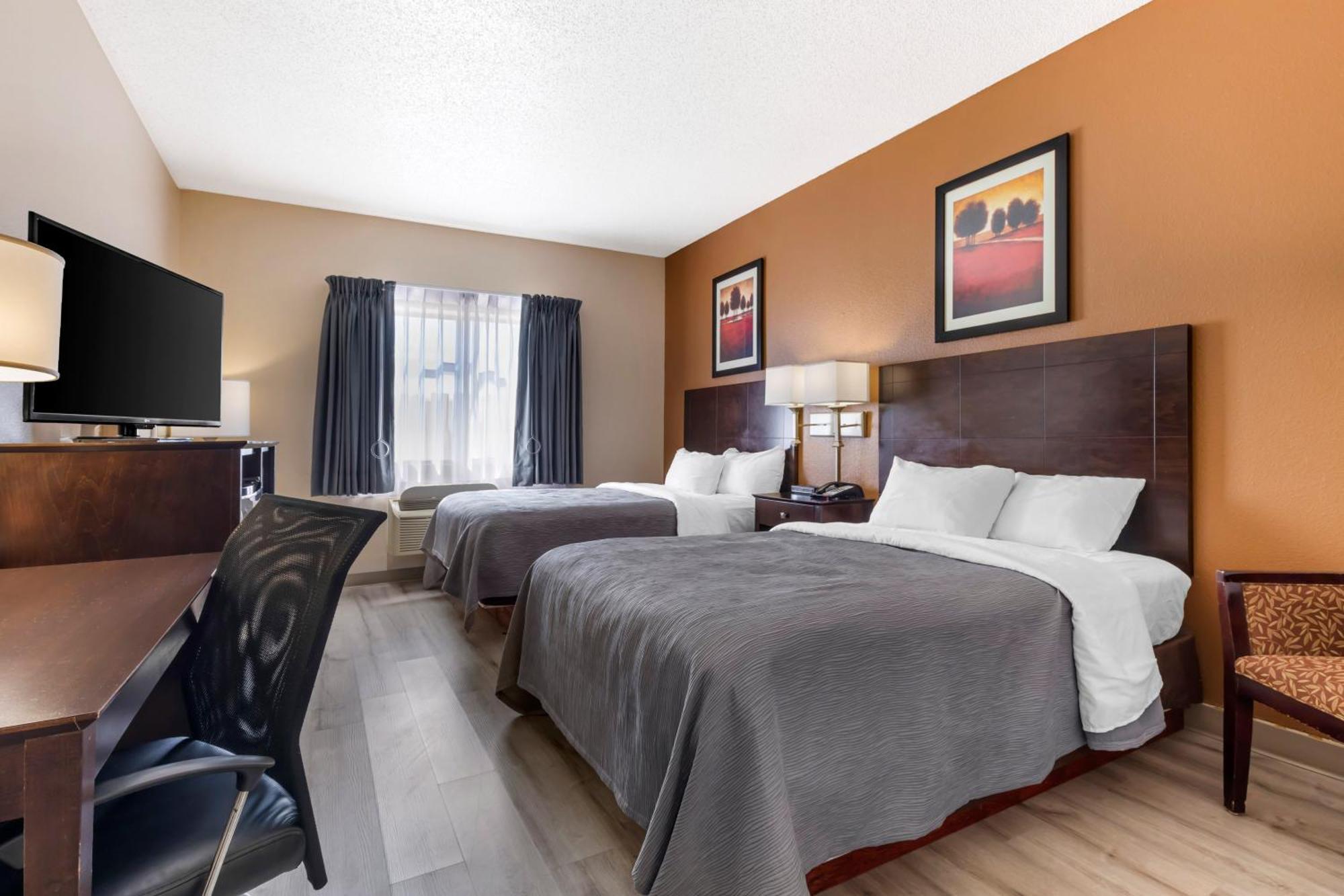 Quality Inn & Suites Wichita Falls I-44 Buitenkant foto